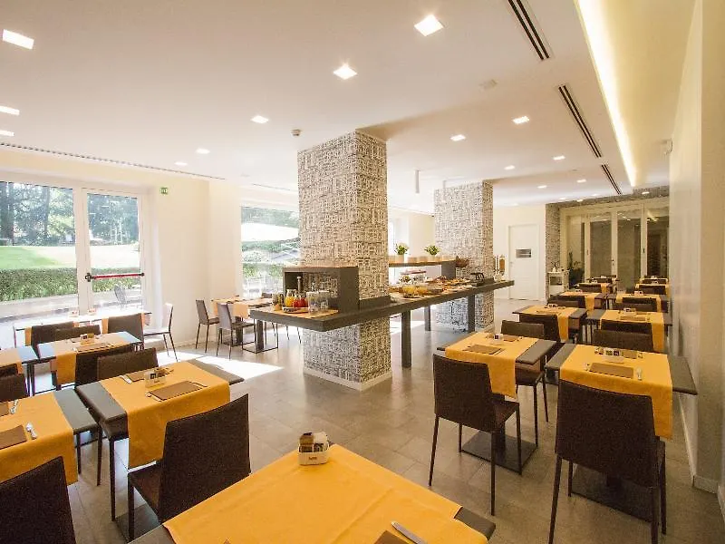****  מילאנו Hotel Tiziano - Gruppo Mini Hotel איטליה